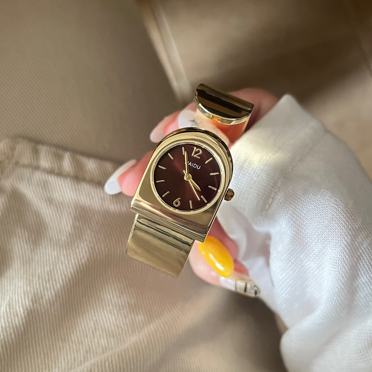 2026 New Gold Bracelet Watch W - Luxury Watch Levels review and price
