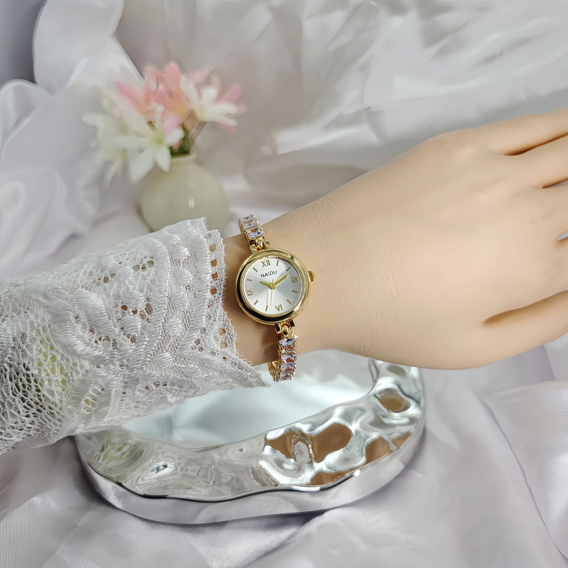New Fashion Diamond-encrusted  - Luxury Watch Levels review and price